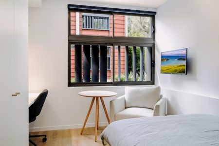 Premium Plus Studio Apartment with Balcony - Photo 2