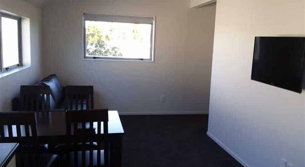 Fully Furnished Studio - Photo 1