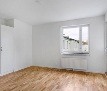 Solvarvsgatan 127 - Foto 1