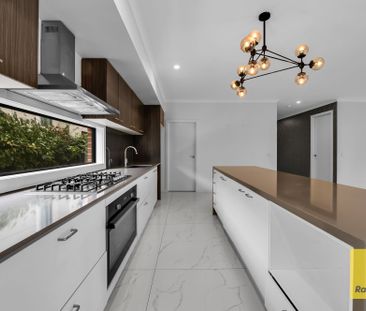 Exceptional 5-Bedroom Family Home with Dual Master Suites and Multi... - Photo 5
