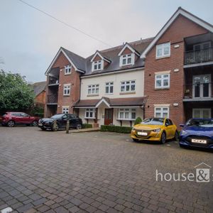 Bournemouth Queens Park Avenue Queens Park, BH8, Dorset - Photo 3