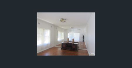 WALK TO SHOPS, SCHOOL AND STATION - Photo 5