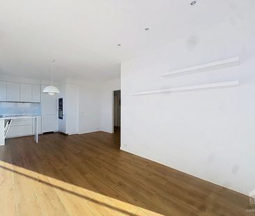 Appartement te huur in Watermaal-Bosvoorde voor € 1.200 met 1 slaap... - Photo 2