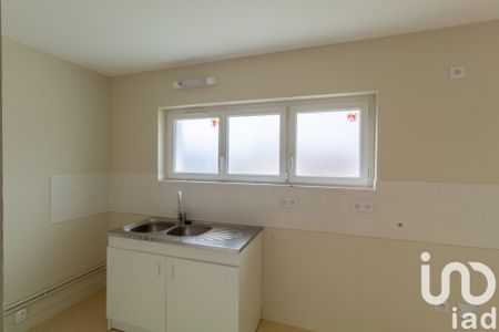 Appartement 4 pièces de 80 m² à Lorris (45260) - Photo 5