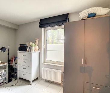 Gelijkvloers appartement met 2 slaapkamers gelegen in het centrum. - Foto 4