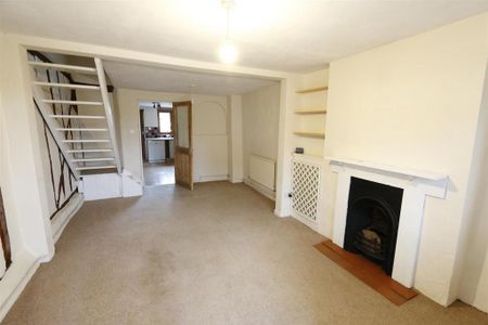 2 bedroom cottage to rent - Photo 2