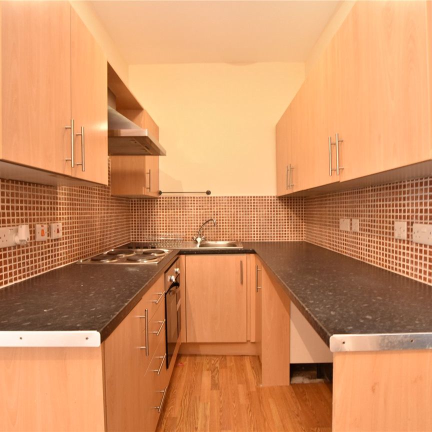 1, Nancroft Mount, Armley, Leeds, LS12 2DF - Photo 1