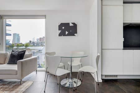 Orchard Building, Pear Tree Street - Photo 4