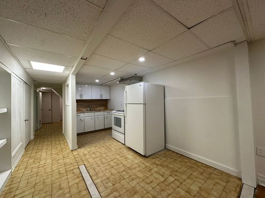 For Lease - 63 Garden Avenue Unit# Bsmt, Toronto, Ontario - Photo 1