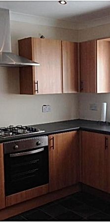 Rooms to rent in a X4 bedroom house, Ashton Under Lyme, SK15 1DU, £455.00 per person per room - Photo 1