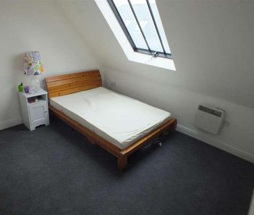 Ushers Court, Trowbridge, BA14 - Photo 1