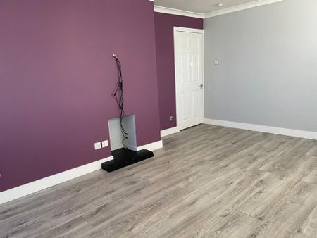 1 bedroom ground floor flat to rent - Photo 2