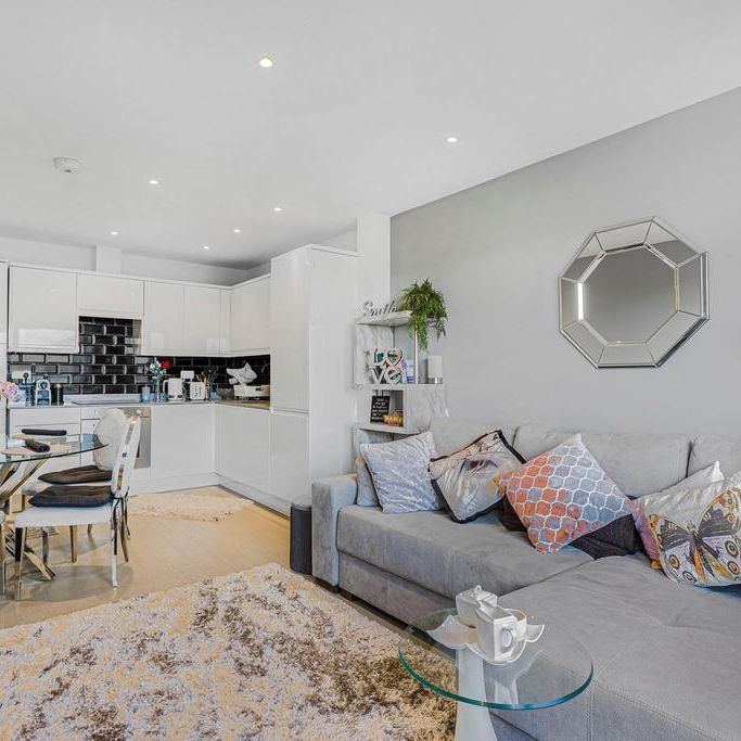 2 bedroom apartment to rent - Photo 1