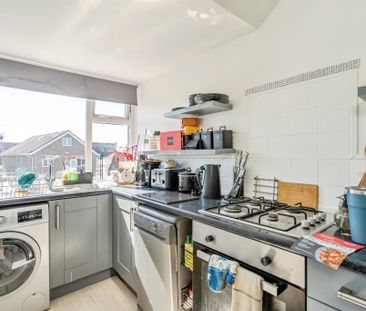 Normanton Avenue, Bognor Regis - Photo 3