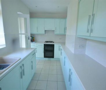 3 Bedroom Semi Detached To Let - Photo 5