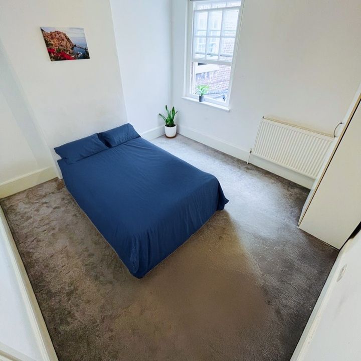 Room in a Shared Flat, Stunning Double Room In Westminster/, SW1V - Photo 1