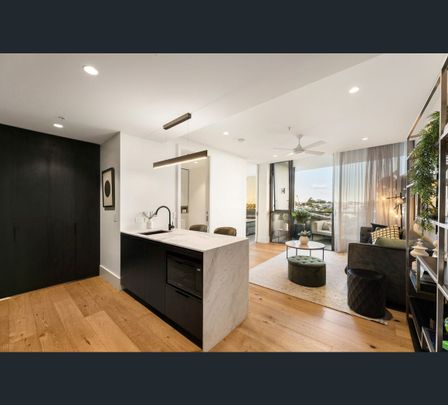 4/33 Parkside Circuit, Hamilton, Qld 4007 - Photo 1