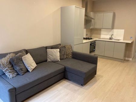 1 Bed Flat, Aberfeldy Street, G31 - Photo 2