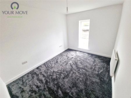 3 bedroom end of terrace house to rent - Photo 3