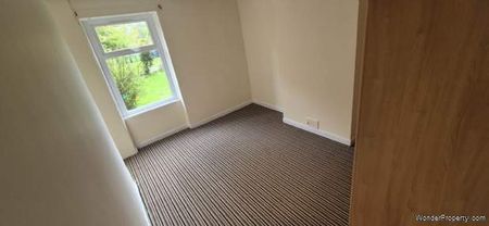 3 bedroom property to rent in Glasgow - Photo 2