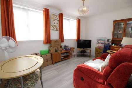 1 bedroom maisonette to rent - Photo 4