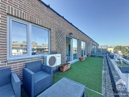 UKKEL CALEVOET - GEMEUBILEERDE PENTHOUSE STUDIO VAN 44M² - Foto 3