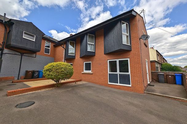 Flat 1 66 Tavistock Road, S7 - Photo 1