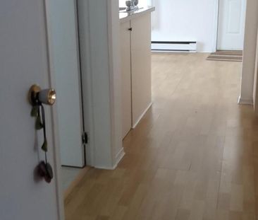 Danville – Appartement 3 1/2 à louer – Chauffé – Éclairé – Déneigé + Wi-Fi - Photo 3