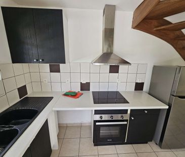 Location Appartement 3 pièces 62m² LA MONTAGNE 97417 - Photo 2