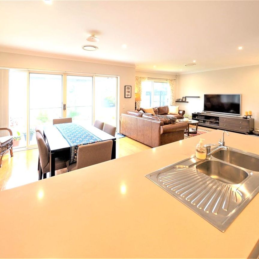 Spacious Home in Quiet Location! - Photo 1