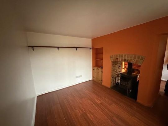 2 bedroom cottage to rent - Photo 1