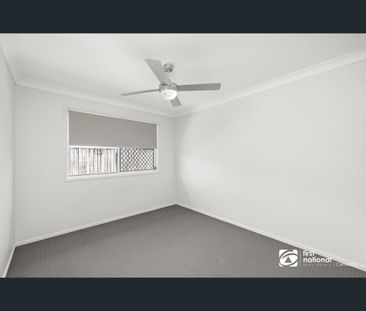 47 Macfarlan Street, Birkdale, Qld 4159 - Photo 2