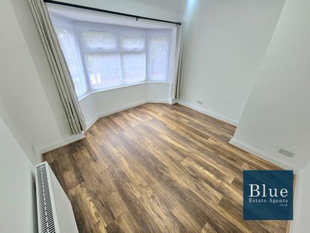 4 bedroom detached house to rent - Photo 5