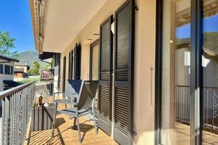 Top condition - 3.5-room apartment in a sunny location with garage and large balcony - Photo 2