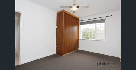 NEAT AND TIDY FOUR BEDROOM HOME IN POORAKA - Photo 5