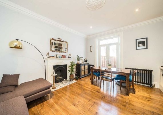 Hopton Road, SW16 2EL, London - Photo 1