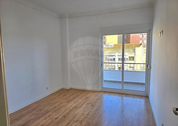 Apartamento T2 em Lisboa