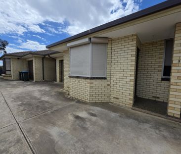 Large Affordable Unit in Ottoway! - Photo 5