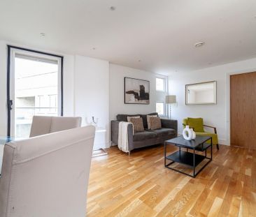 3 bedroom flat to rent - Photo 3