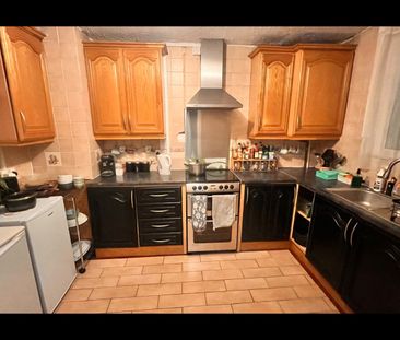 Room in a Shared Flat, London, E3 - Photo 5