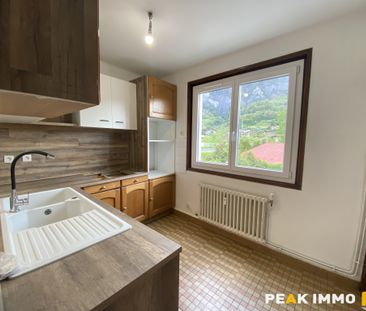 Location Appartement 4 pièces 66m² SALLANCHES 74700 - Photo 1