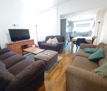 5 bedroom terraced house to rent - Photo 2