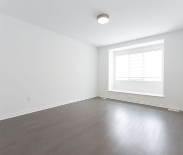 For Lease - 3216 Meadowridge Drive, Oakville, Ontario - Photo 2