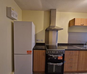 1 Bed Flat, Howard Road, SE25 - Photo 4