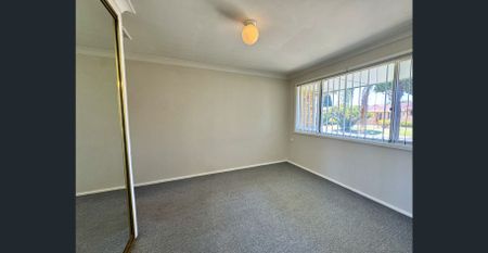 Neat & Convenient 1-Bedroom Unit in South Tamworth - Photo 3