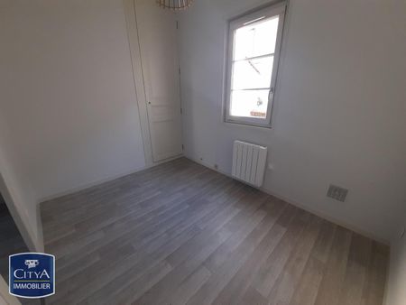 Location Appartement 1 pièce 31m² CHATELLERAULT 86100 - Photo 4