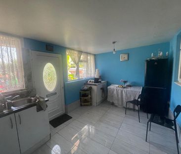1 bedroom in a house share to rent - Photo 6