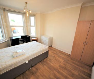 6 bedroom house to rent - Photo 4