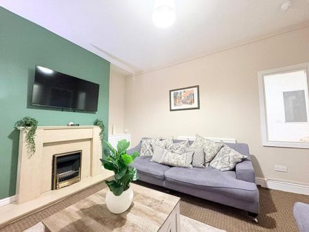 6 bedroom maisonette to rent - Photo 2