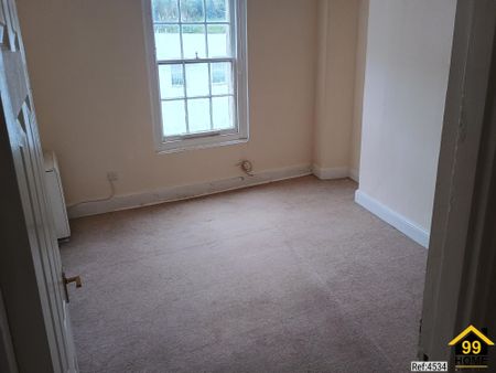 2 bed Maisonette in West Street , Banwell, BS29 6DA - Photo 5